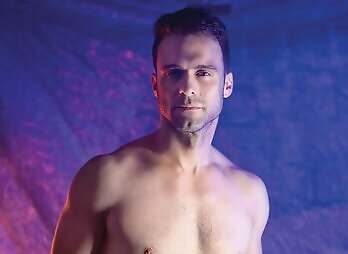 Raging Stallion : Truck Loads With Markus Kage, Gabriel Clark And Windom Gold