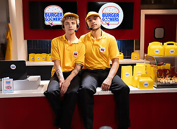 Burger Gooners Part 1 With Vincent Revero And Nico Scooby