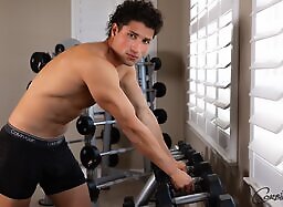 Corbin Fisher: Enzo Works Out 