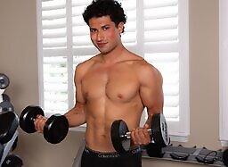 Corbin Fisher: Enzo Works Out 