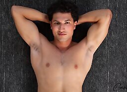 Corbin Fisher: Enzo Works Out 