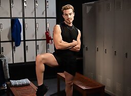 Men: Fake Nuts Gym Flasher With Luca Zae And Mike Monroe