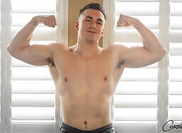 Corbin Fisher: Chris Shows Off