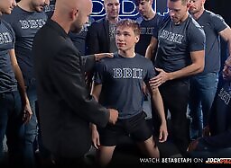 Betabetapi: Perks of Brotherhood Pledge Oliver Vol. 1