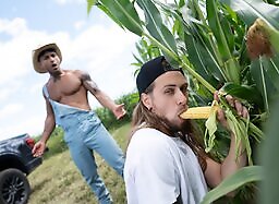Men: Corn On The Slob With Kenzo Alvarez And Alexey Knox