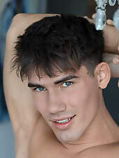 Freshmen: First Look - Asher Masters - Creat Body And Charming Smile
