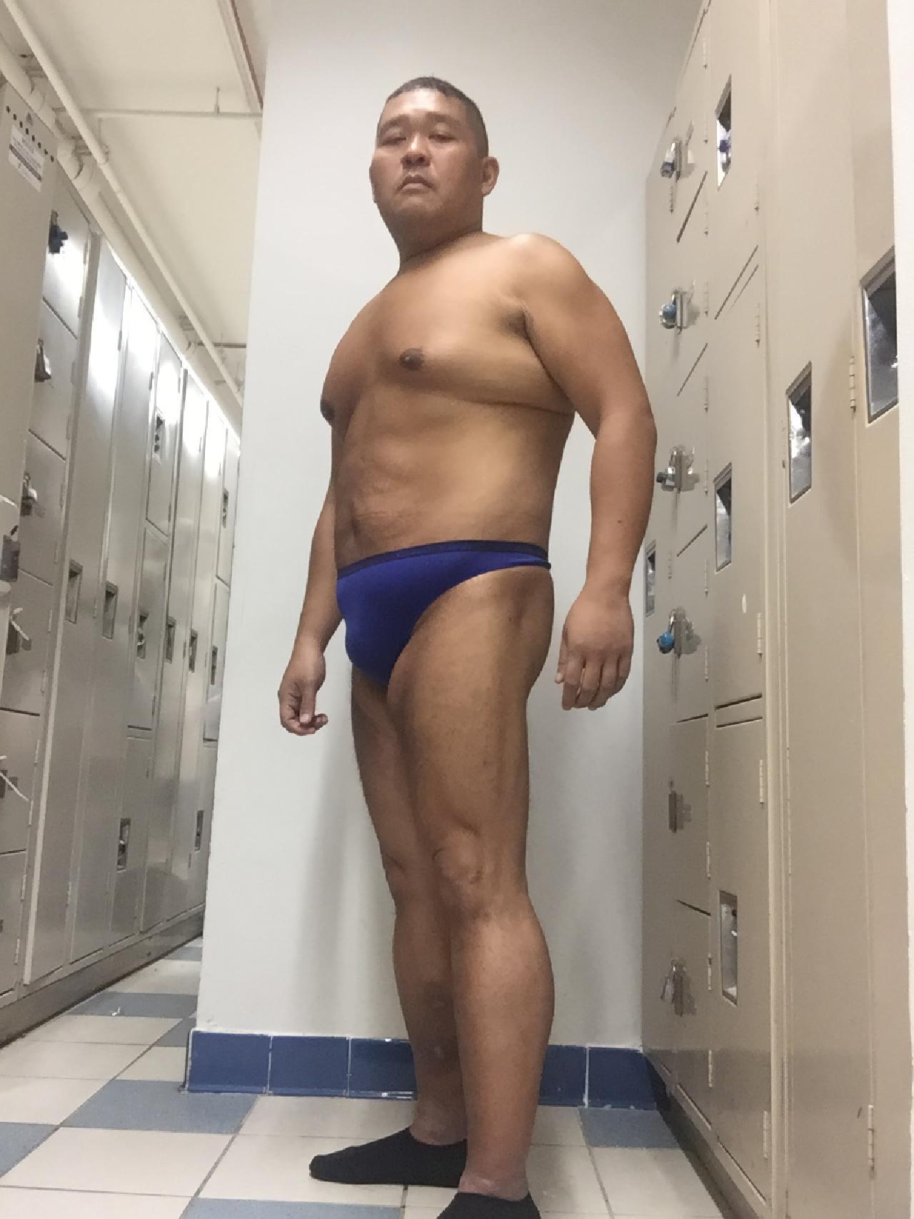 Blue thong YMCA (1/24)